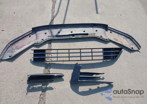 2017 Volkswagen Passat 1.8T R-Line z USA, uszkodzony, nr VIN 1VWDT7A33HC046987